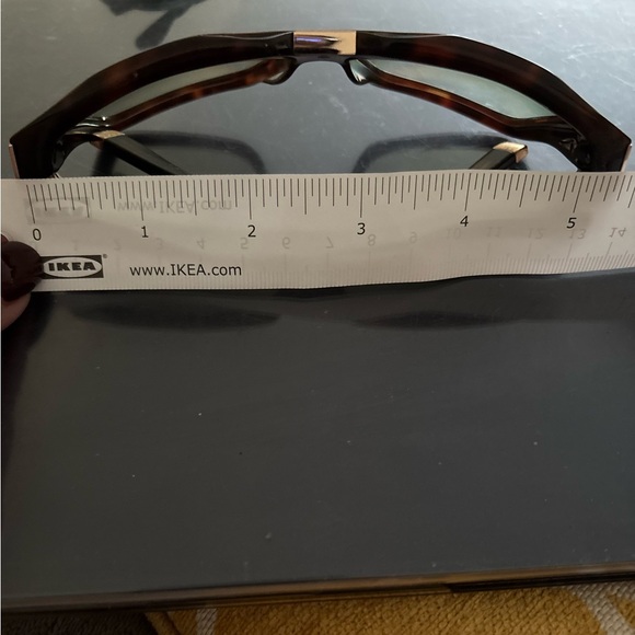 Dsquared2 tortoise sunnies - Picture 13 of 13